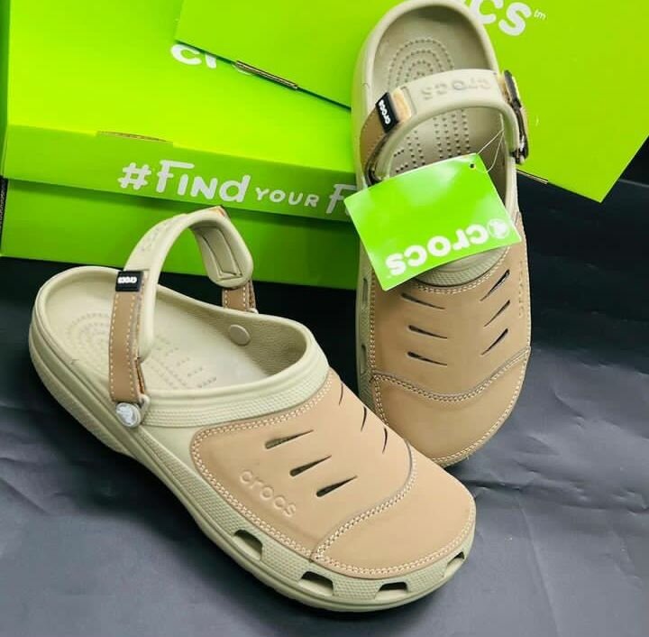 T. CROCS