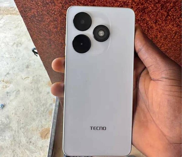 Smartphone Tecno moderne