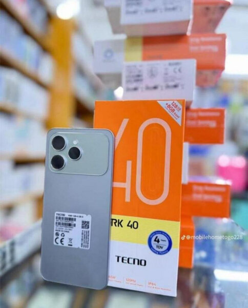 Tecno Spark 40 Smartphone