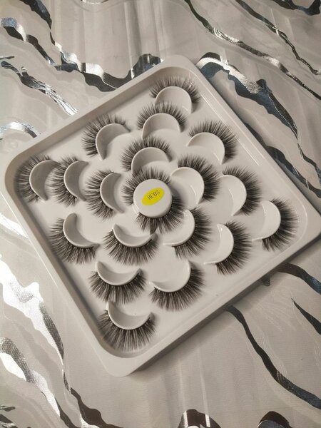 5D beautiful eyelashes with hairs easy to apply