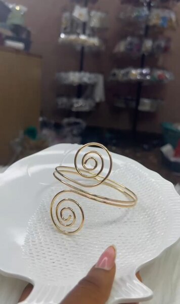 Bracelets fantaisie papillon doré