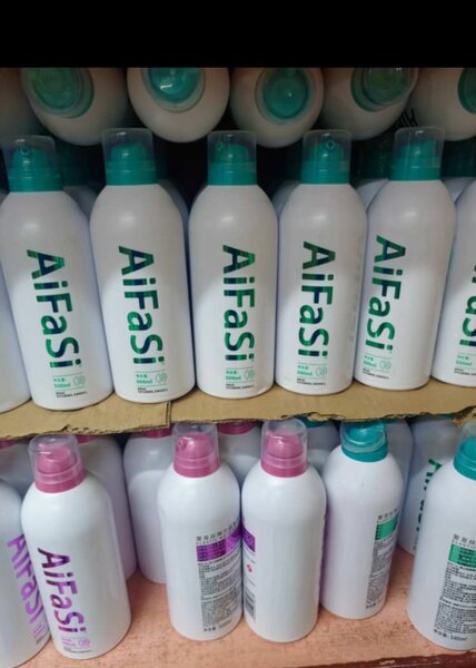 Spray hydratant pour cheveux