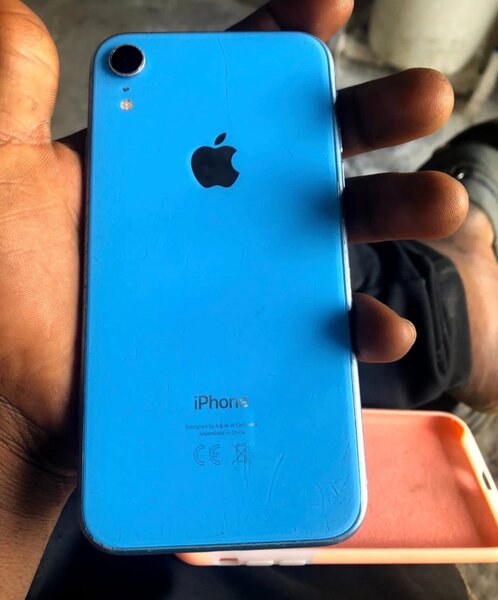 iPhone XR bleu reconditionné