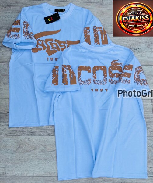 T-shirts bleus à motif urbain