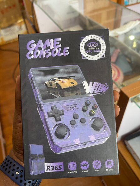 Brand new Game console R36S