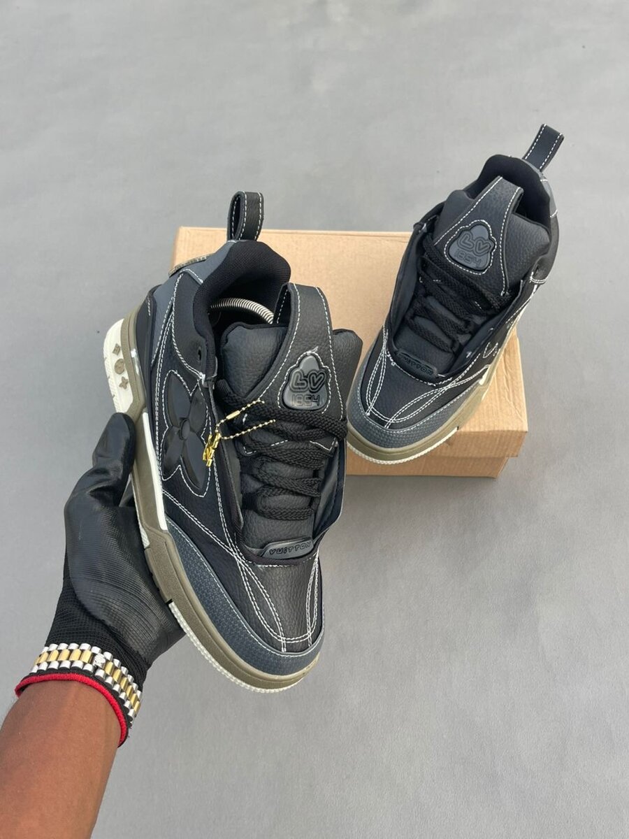 Sneakers noirs tendance