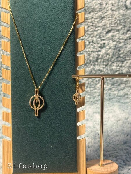 Elegant Ensemble Collier et Boucles