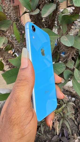 iPhone XR 64gb