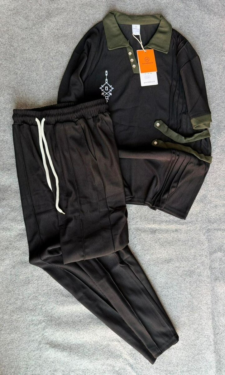 Ensemble de survêtement noir élégant