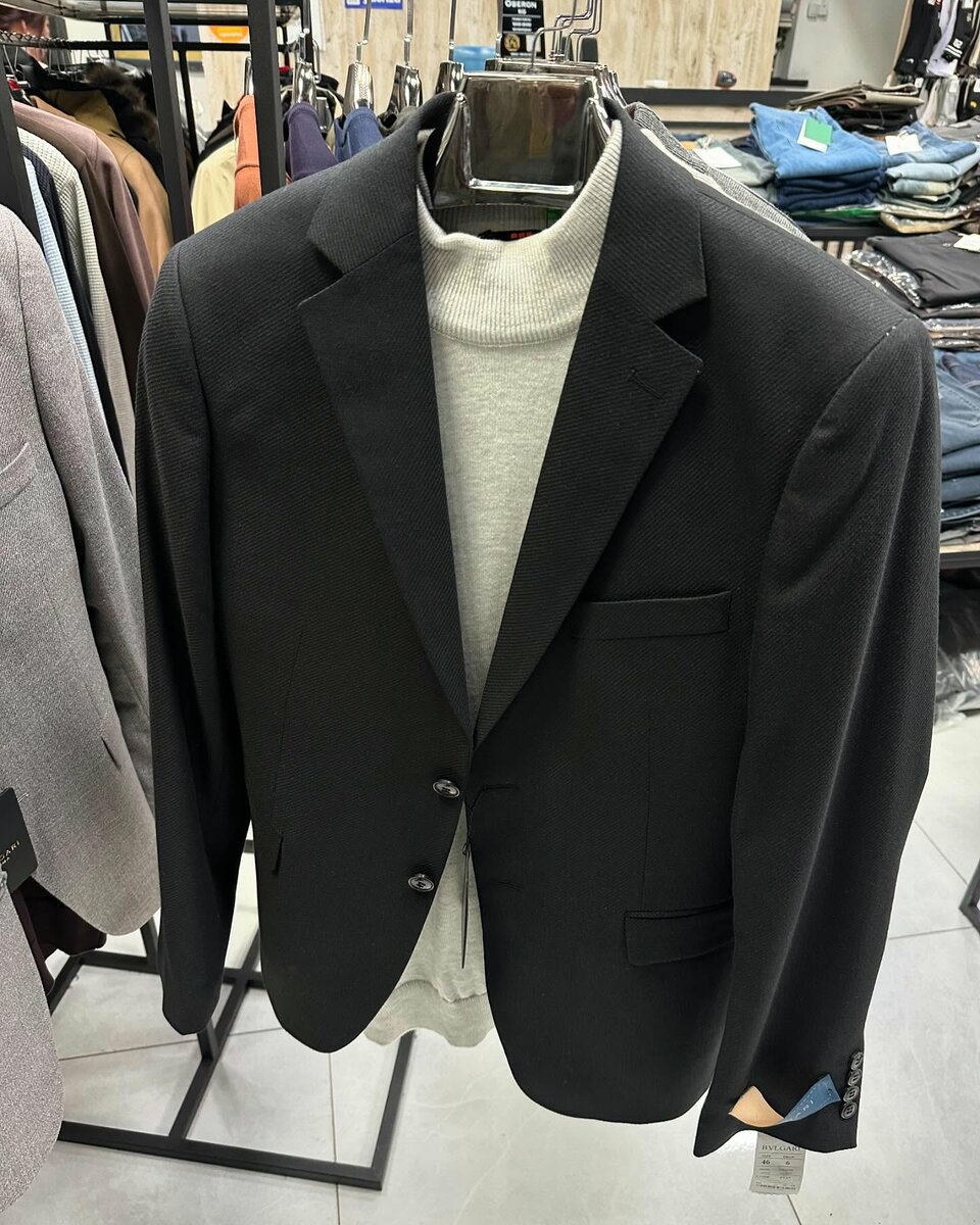 Пиджаки 4 и 6 ростовки в наличии