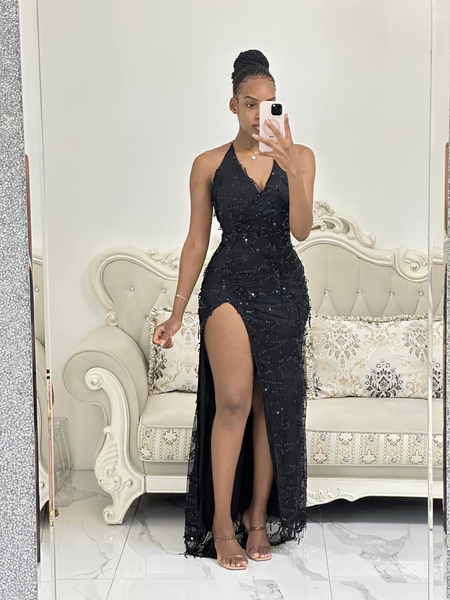 black sequined bodycon dress