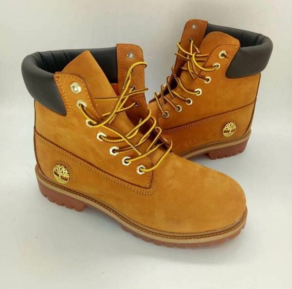 TIMBERLAND QUALITÉ JAUNE FONCÉ