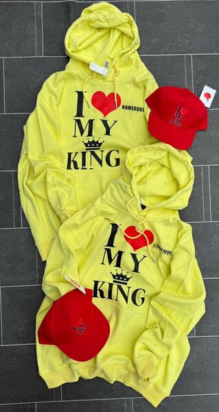 Sweat à capuche jaune "I Love My King"