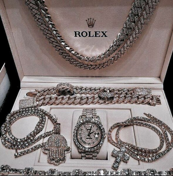 Ensemble de bijoux Rolex en argent et diamants