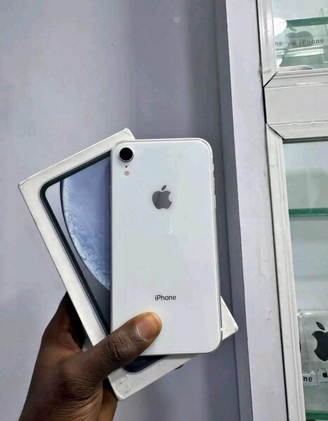 iPhone XR Blanc 64 Go