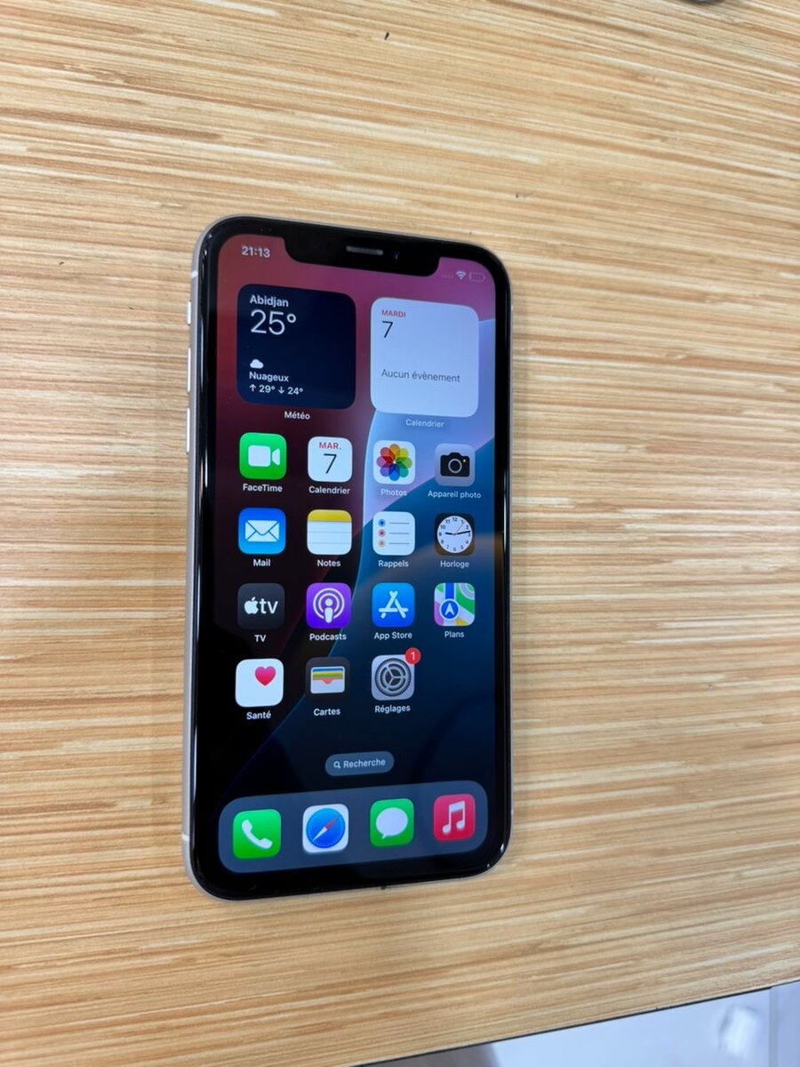 iPhone XR 64Go Blanc Casi neuf