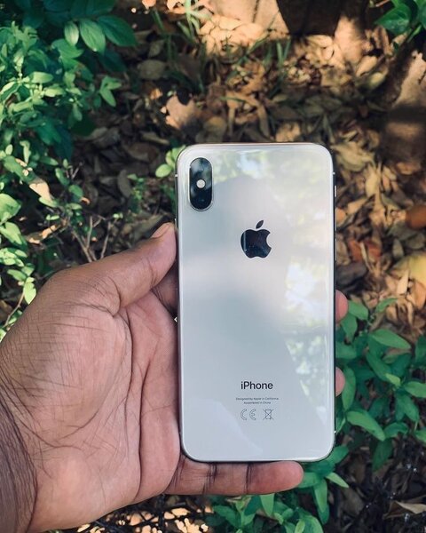 iPhone X