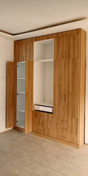 Meuble de placard en Mélamine