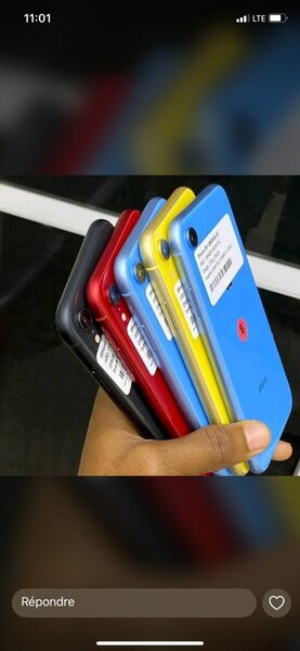 iPhone XR multicolore