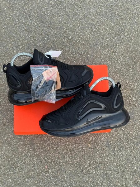 Baskets Nike air Max 720