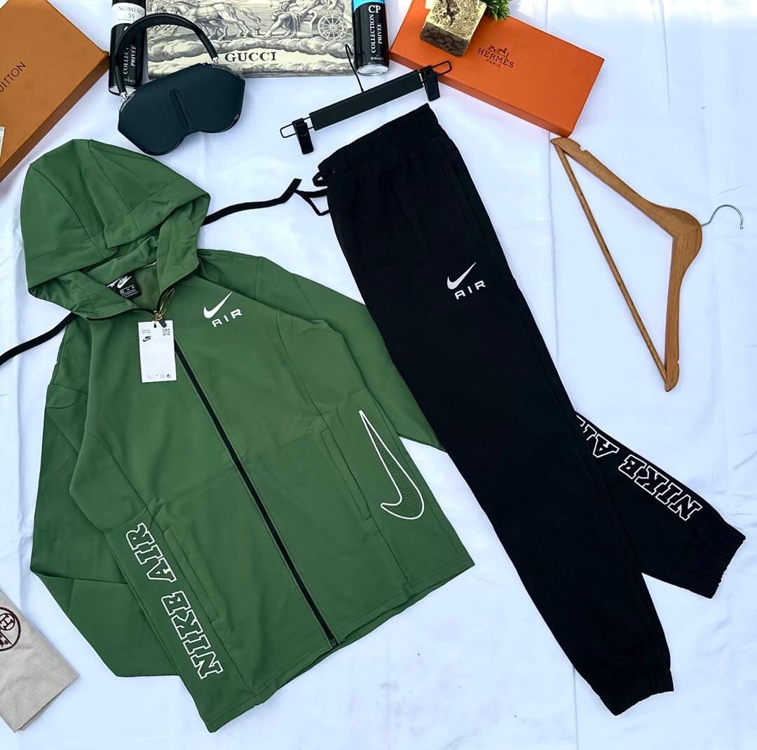 Ensemble de survêtement Nike