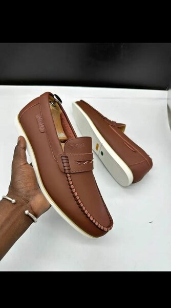 Mocassins en cuir marron