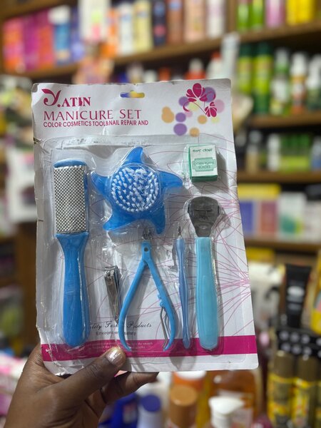 Yatin Manicure Set