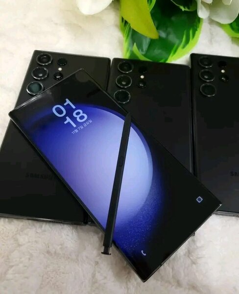 Samsung Z Flip5 Smartphone