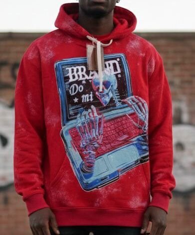 Sweat à capuche graphique tendance