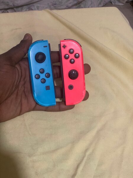 Manettes Nintendo Switch Joy-Con