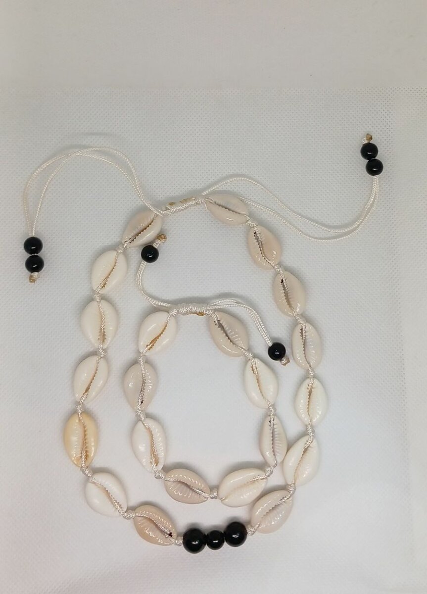 Cowry set