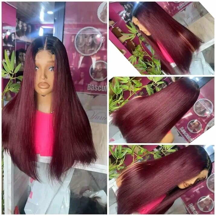 Perruque longue bordeaux lisse