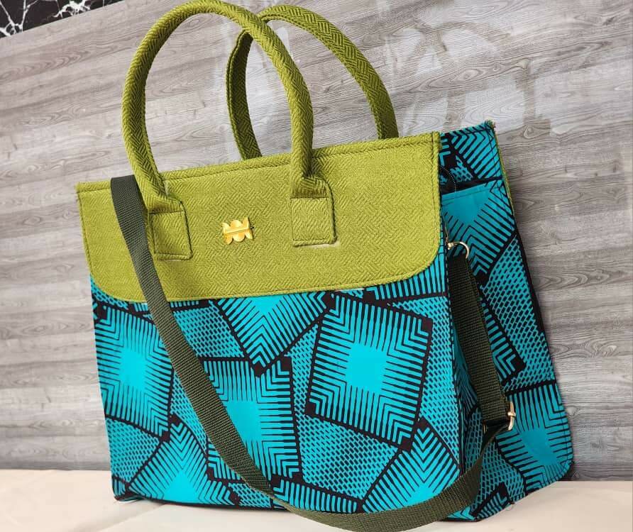 Sac à main en tissu coloré