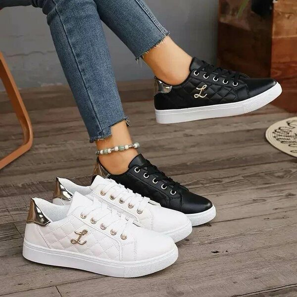 Ladies sneakers