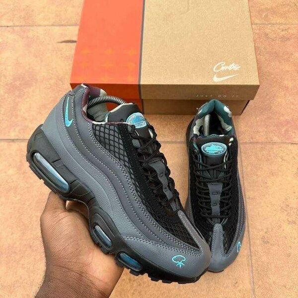 Baskets Air Max 95 Gris