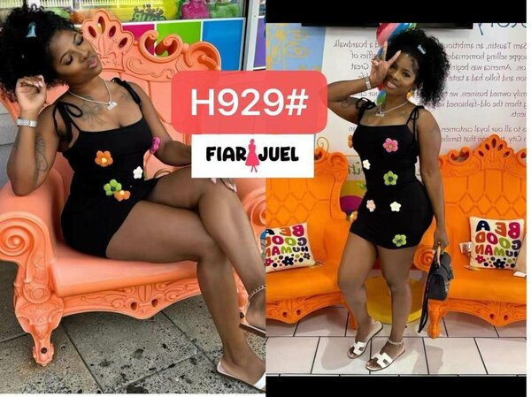 Robe Noire à Fleurs Colorées