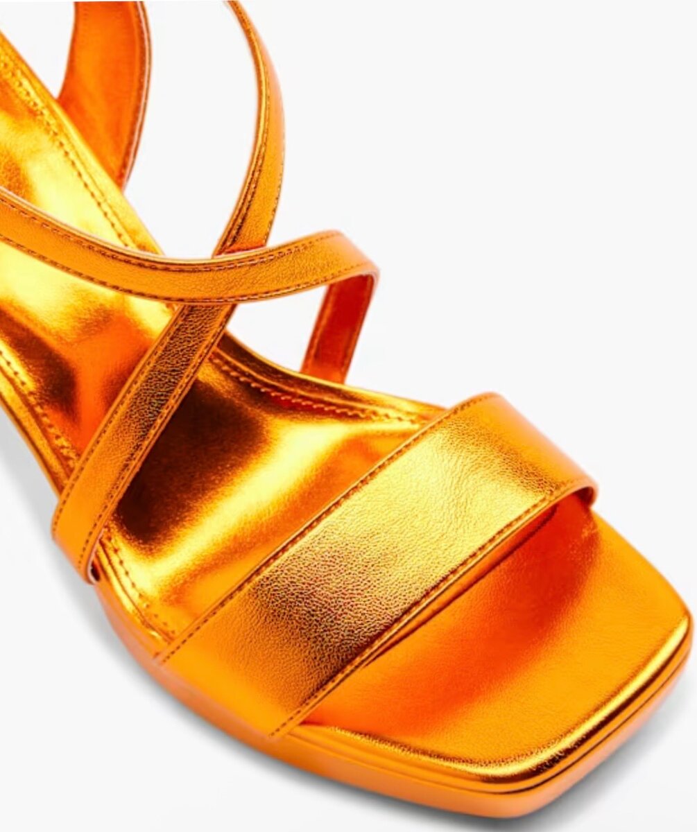 Sandales à talons hauts orange métallisé
