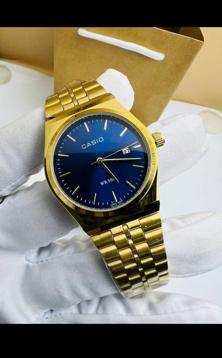 Montre Casio Élite Dorée