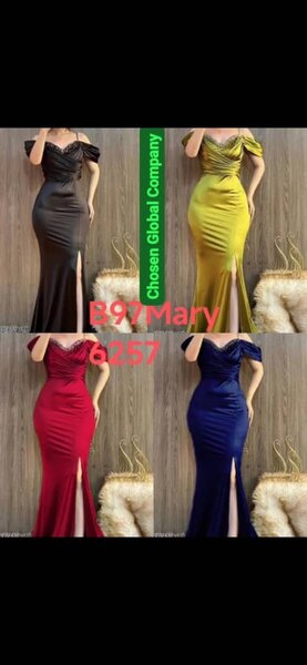 Robe de soirée longue bleu marine