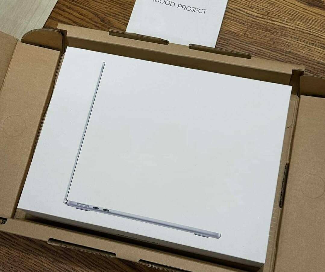 MACBOOK AIR  M2  2023/2024