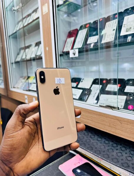 iPhone XS 64GB Or Débloqué