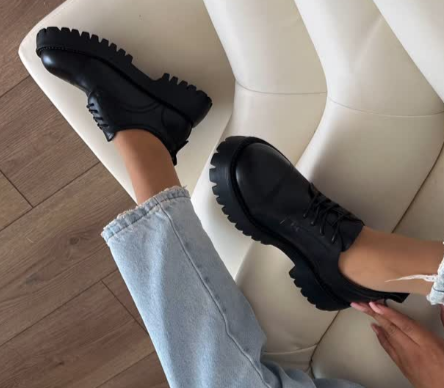 Оксфорды из натуральной кожи от бренда PAZOLINI черные