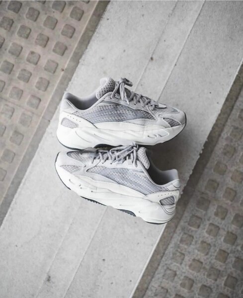Yeezy 700