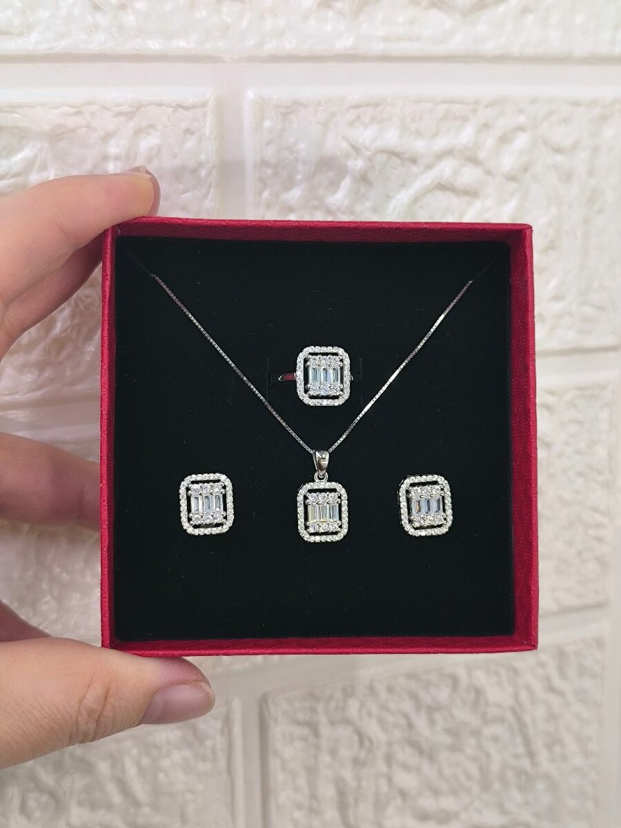 Серебряный Комплект