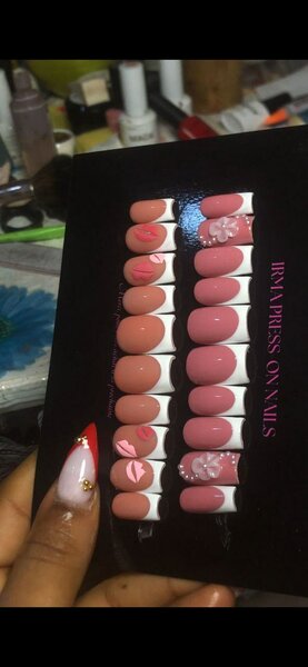 Ongles Press-Ons Rosés Élégants