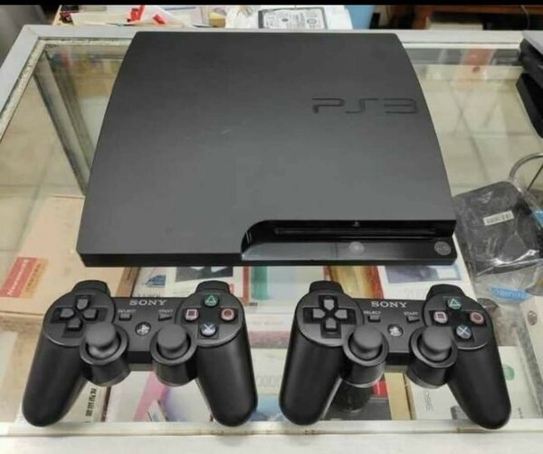 Console PlayStation 3 Slim + 2 Manettes SONY PS3