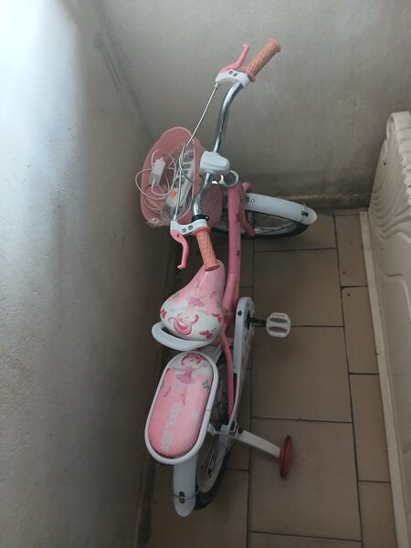 Vélo Enfant Rose avec Panier