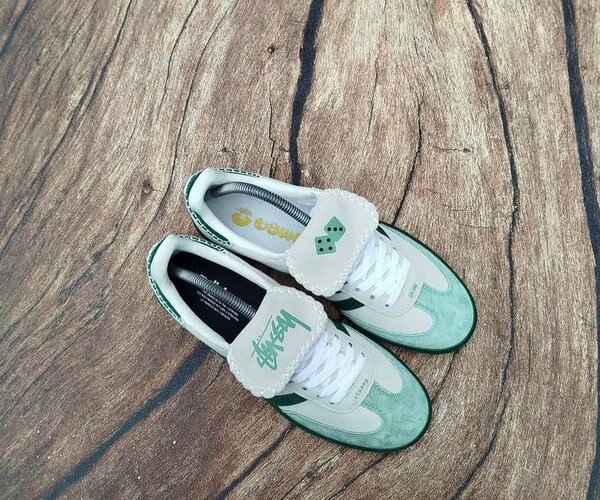 Baskets vertes élégante Adidas