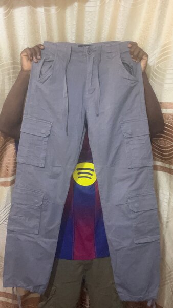 Pantalon cargo gris homme