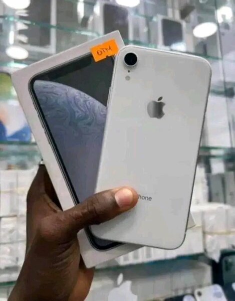 iPhone XR Neuf avec Boîte
